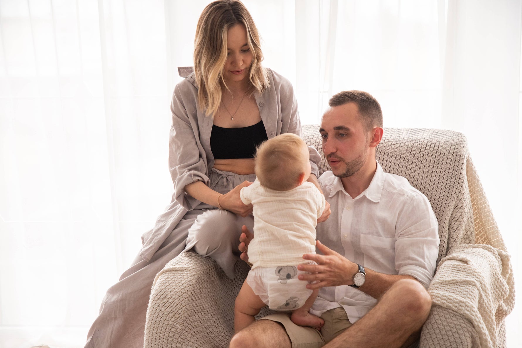 Hitos del Crecimiento Psicológico del Bebé de 0 a 6 Meses